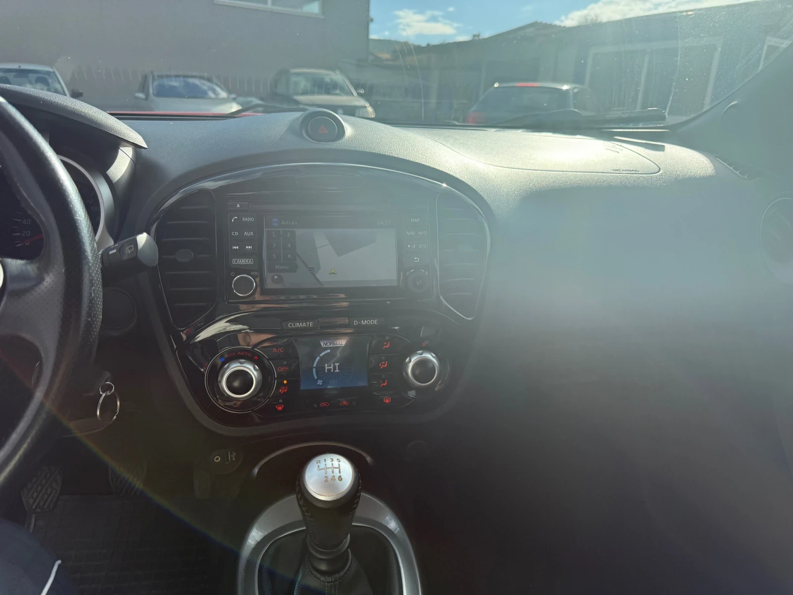 Nissan Juke 1.5 dci, снимка 11 - Автомобили и джипове - 56680665
