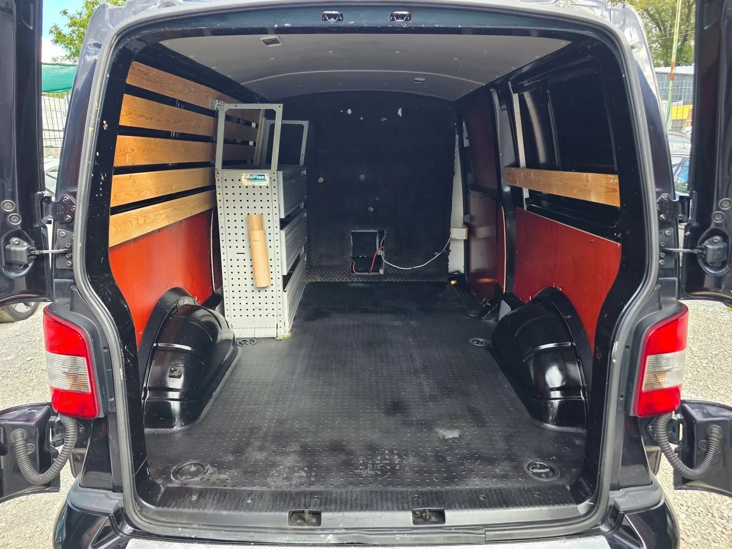 VW Transporter 2.0TDI 180K.C / 4-MOTION / АВТОМАТ / НАВИ /ПОДГРЕВ, снимка 15 - Бусове и автобуси - 56188735