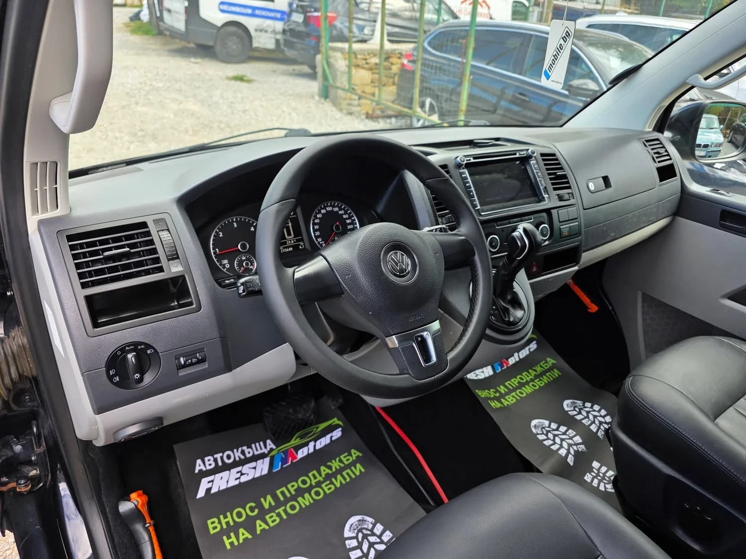 VW Transporter 2.0TDI 180K.C / 4-MOTION / АВТОМАТ / НАВИ /ПОДГРЕВ, снимка 7 - Бусове и автобуси - 56188735