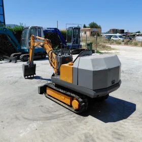 Багер Komatsu PC05-5 * НАЛИЧЕН * 900 МОТОЧАСА * , снимка 3