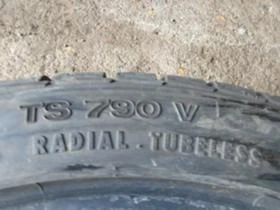 Гуми Зимни 225/40R18, снимка 9
