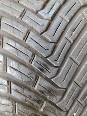 Гуми Всесезонни 215/60R17, снимка 2