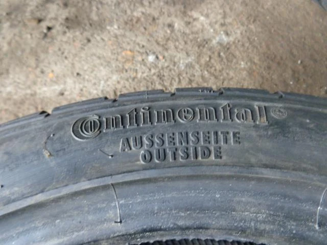 Гуми Зимни 225/40R18, снимка 7 - Гуми и джанти - 20266231