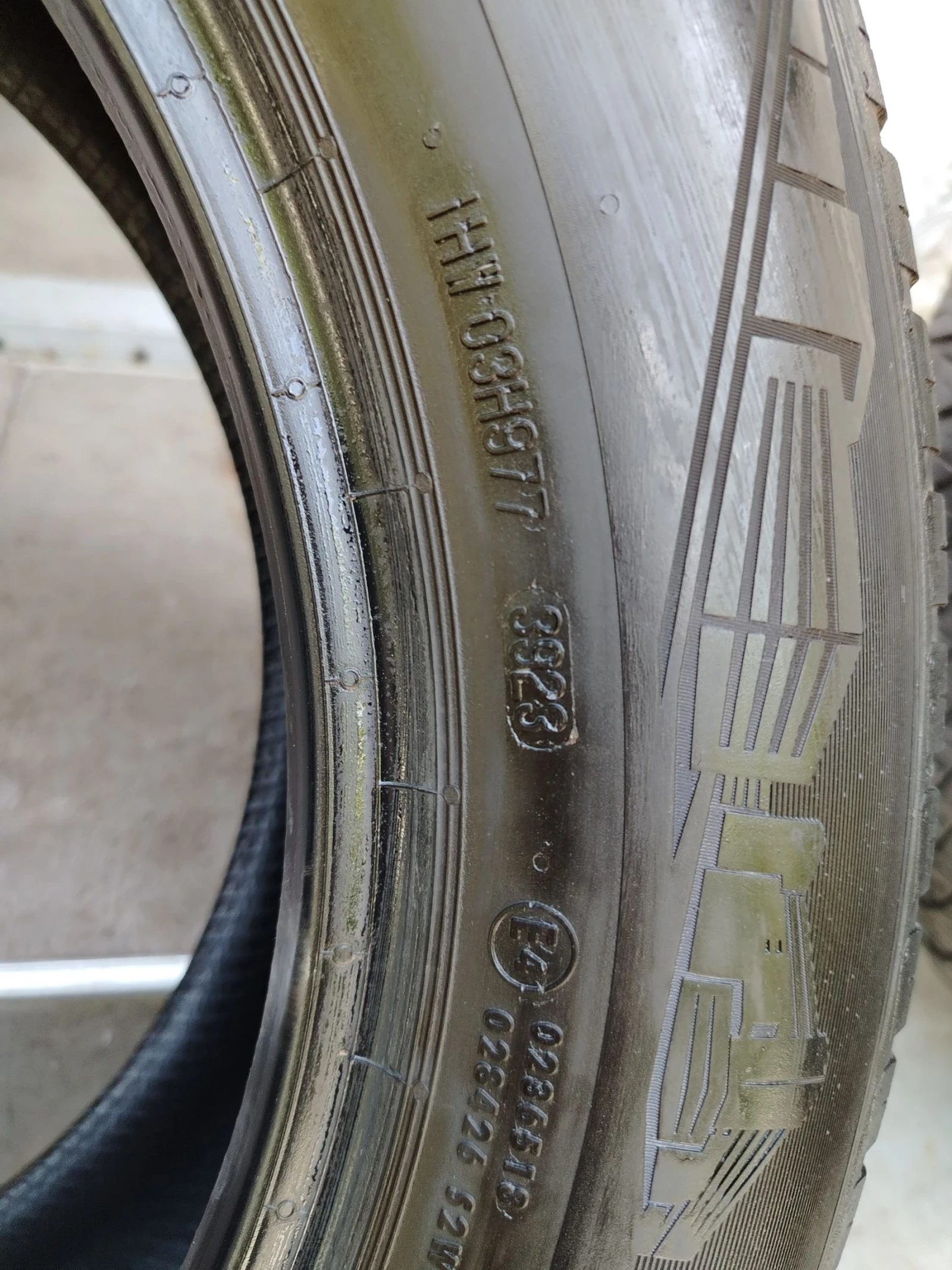Гуми Всесезонни 215/60R17, снимка 3 - Гуми и джанти - 54572462