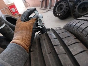 Гуми Летни 225/40R18, снимка 3 - Гуми и джанти - 44396588