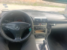 Mercedes-Benz C 220 Coupe, снимка 6