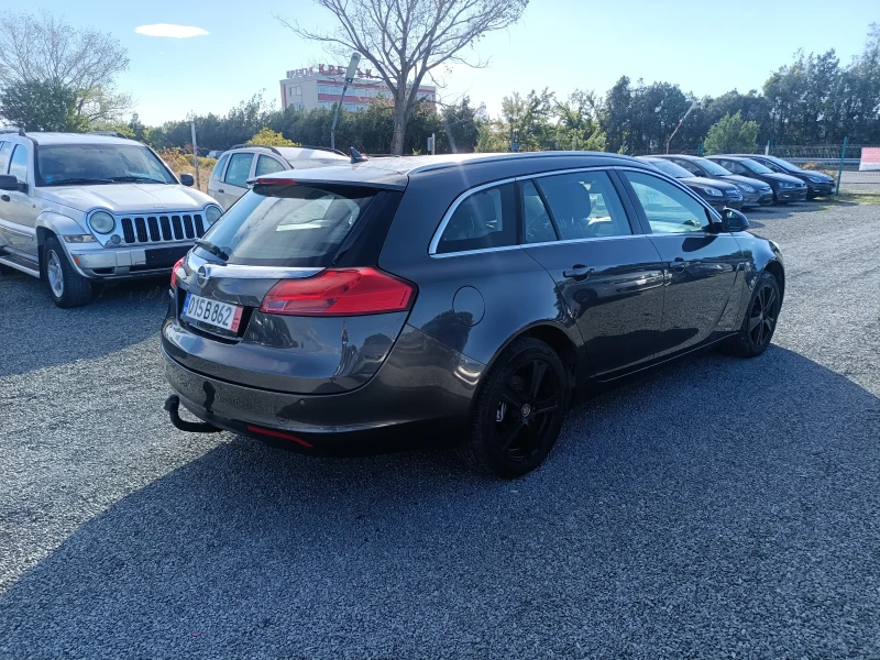 Opel Insignia 1.8 бензин , снимка 5 - Автомобили и джипове - 47426603