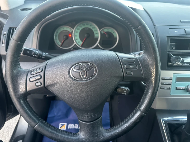 Toyota Corolla verso 1.6I-110кс, снимка 13 - Автомобили и джипове - 47498555