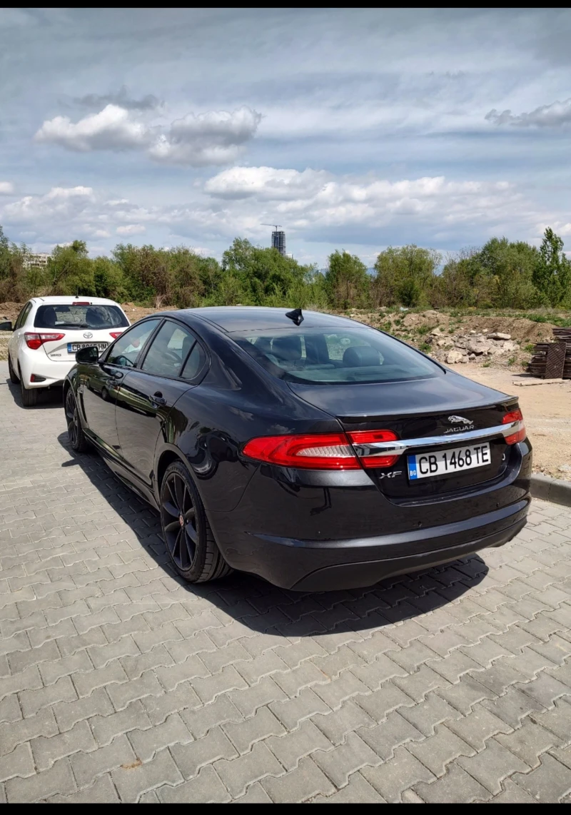 Jaguar Xf 2.2D R-Sport, снимка 4 - Автомобили и джипове - 48279110