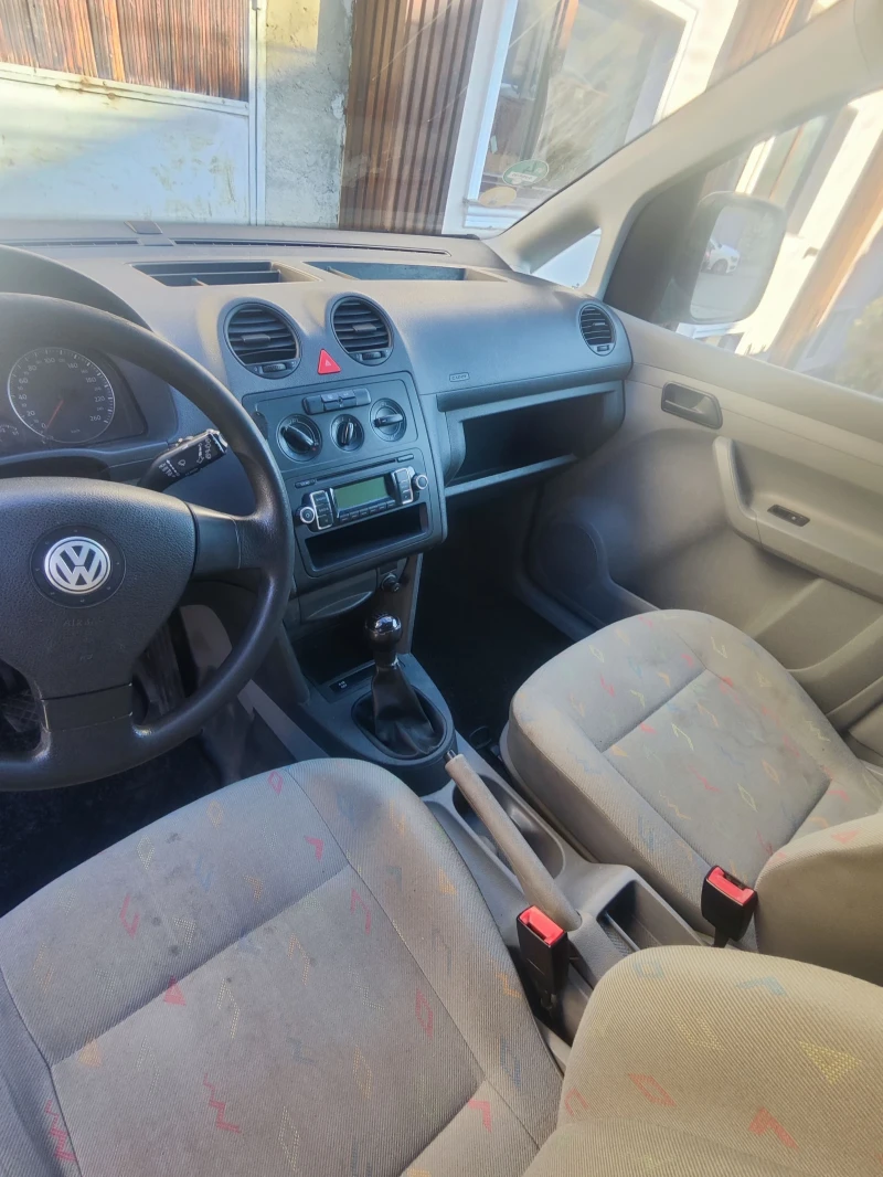 VW Caddy 2.0SDI, снимка 13 - Автомобили и джипове - 48517654