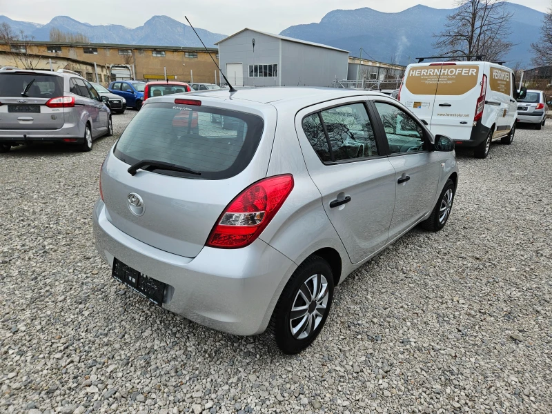 Hyundai I20 1.2 бензин 77кс, снимка 3 - Автомобили и джипове - 48693664