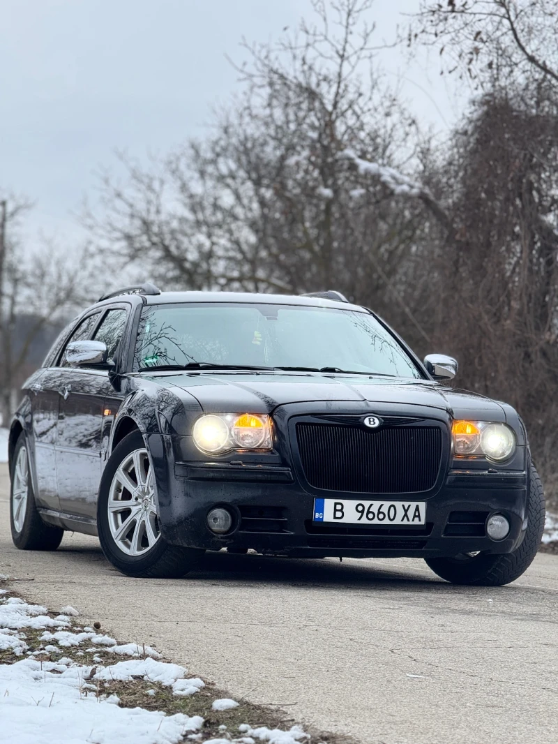 Chrysler 300c, снимка 1 - Автомобили и джипове - 48820979