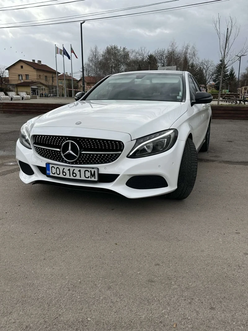 Mercedes-Benz C 220, снимка 2 - Автомобили и джипове - 49485707