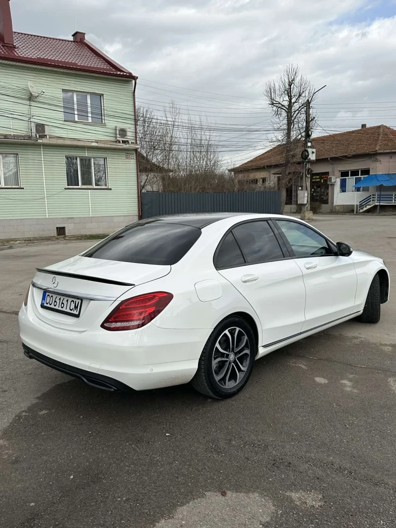 Mercedes-Benz C 220, снимка 3 - Автомобили и джипове - 49485707