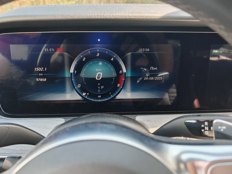 Mercedes-Benz CLS 400 4matic 97580 км, снимка 10 - Автомобили и джипове - 51641942