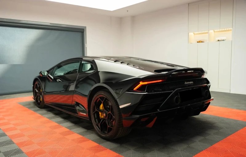 Lamborghini Huracan Evo, снимка 4 - Автомобили и джипове - 51848851