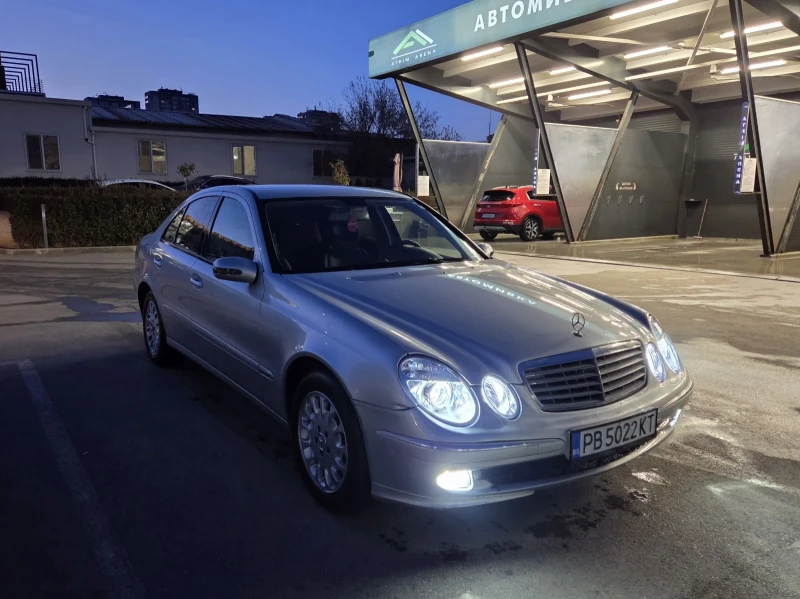 Mercedes-Benz E 270, снимка 5 - Автомобили и джипове - 53216135