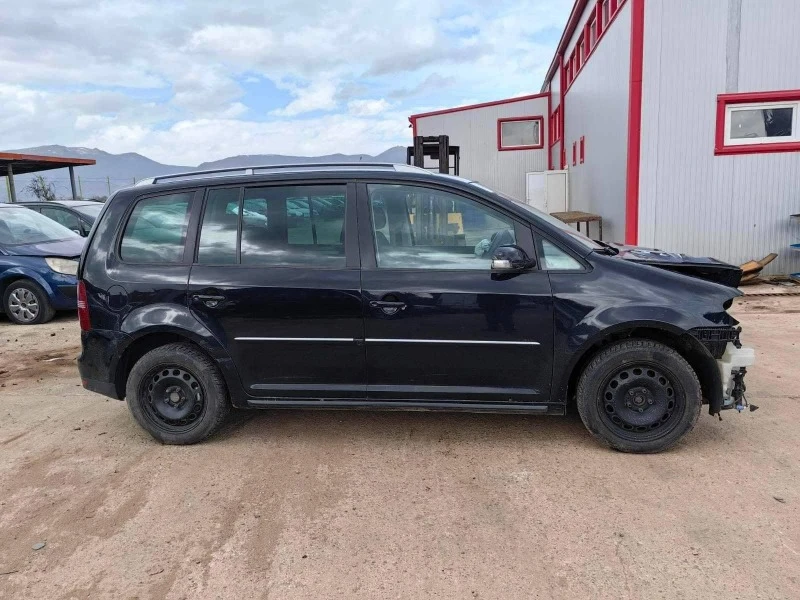 VW Touran 1.9 - 200 лв. - 62085469 | Car24.bg