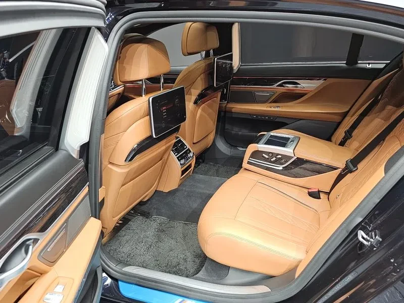 BMW 740 Li xDrive M Sports - ���� 30% ����� | Mobile.bg � ����������� 11