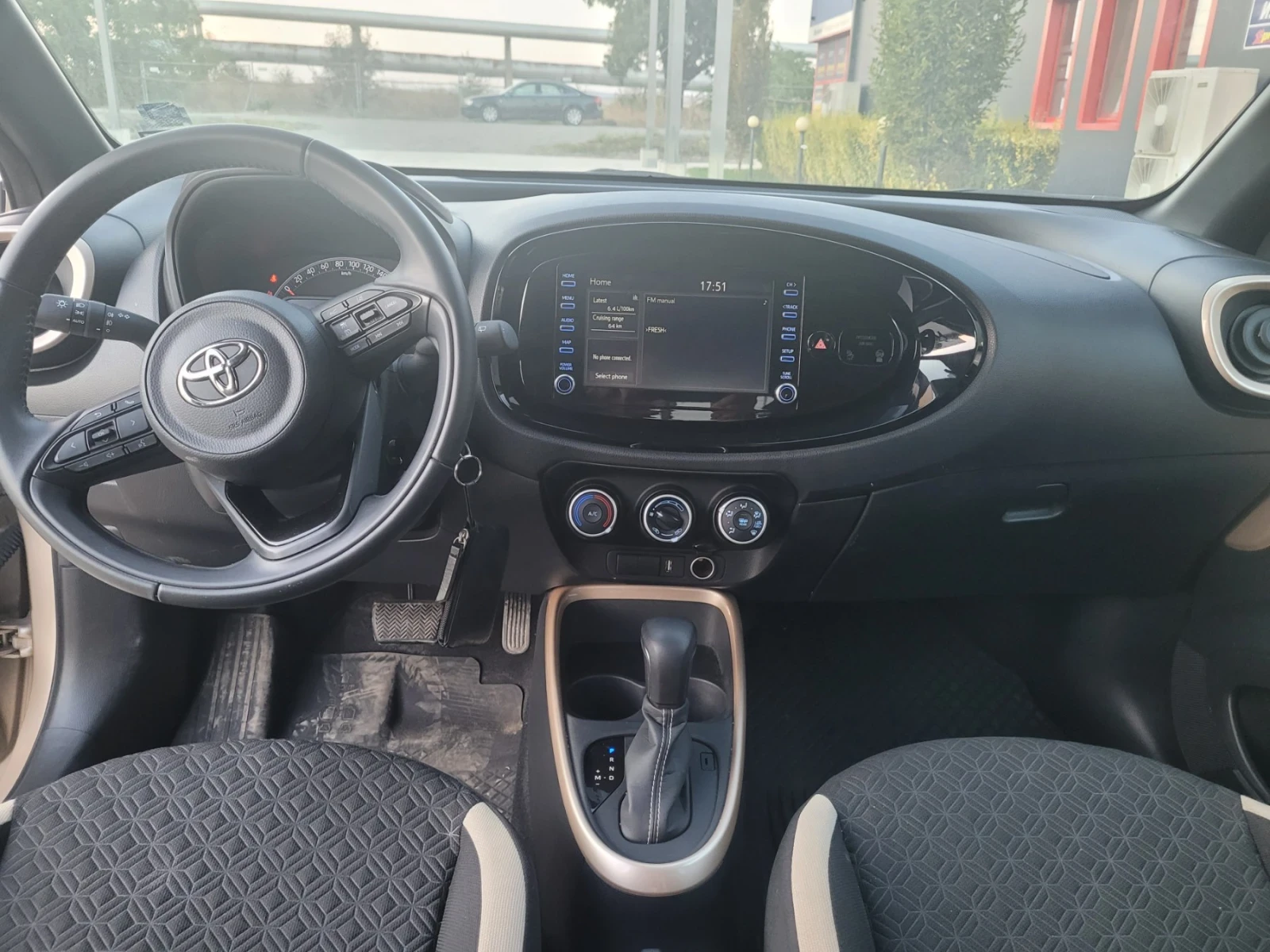 Toyota Aygo X 1.0i - изображение 6