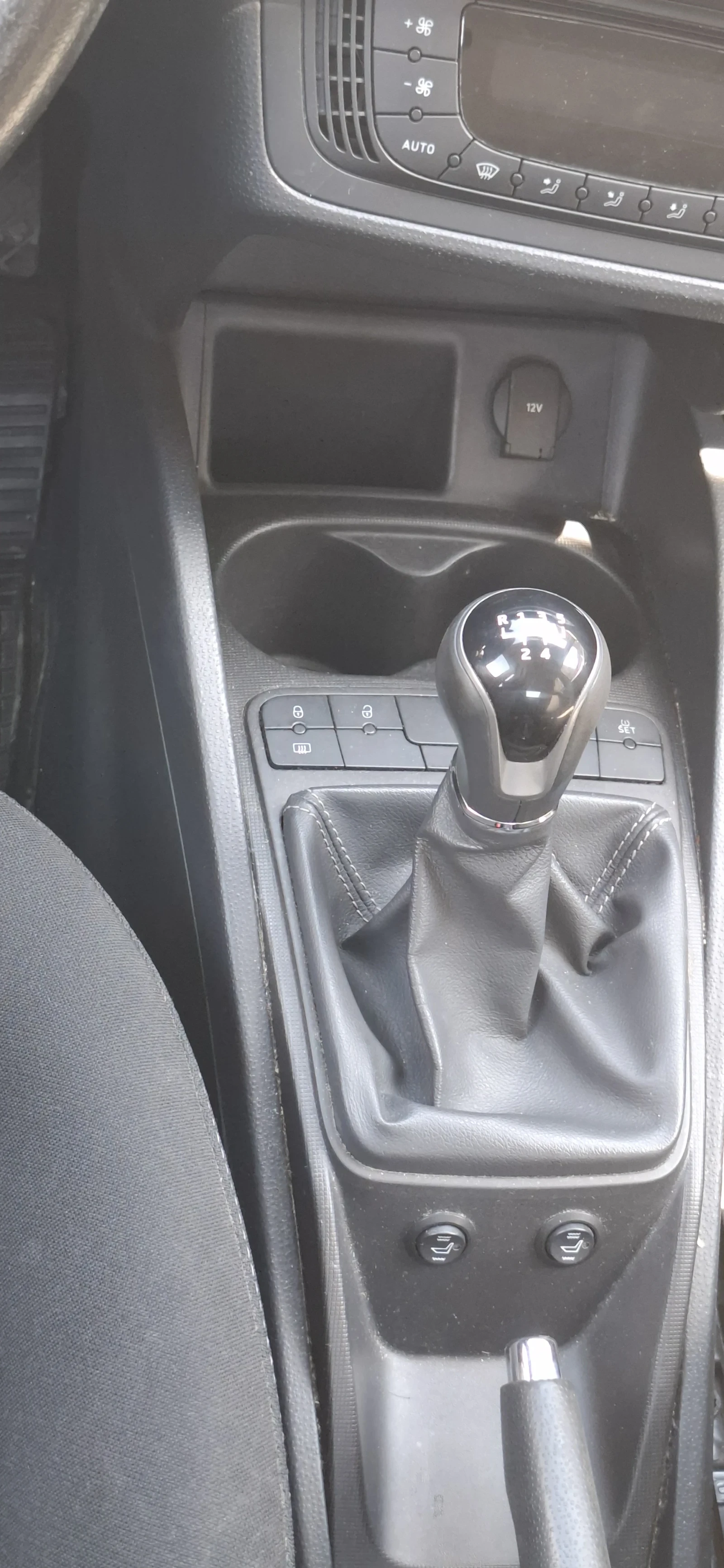 Seat Ibiza  - изображение 10
