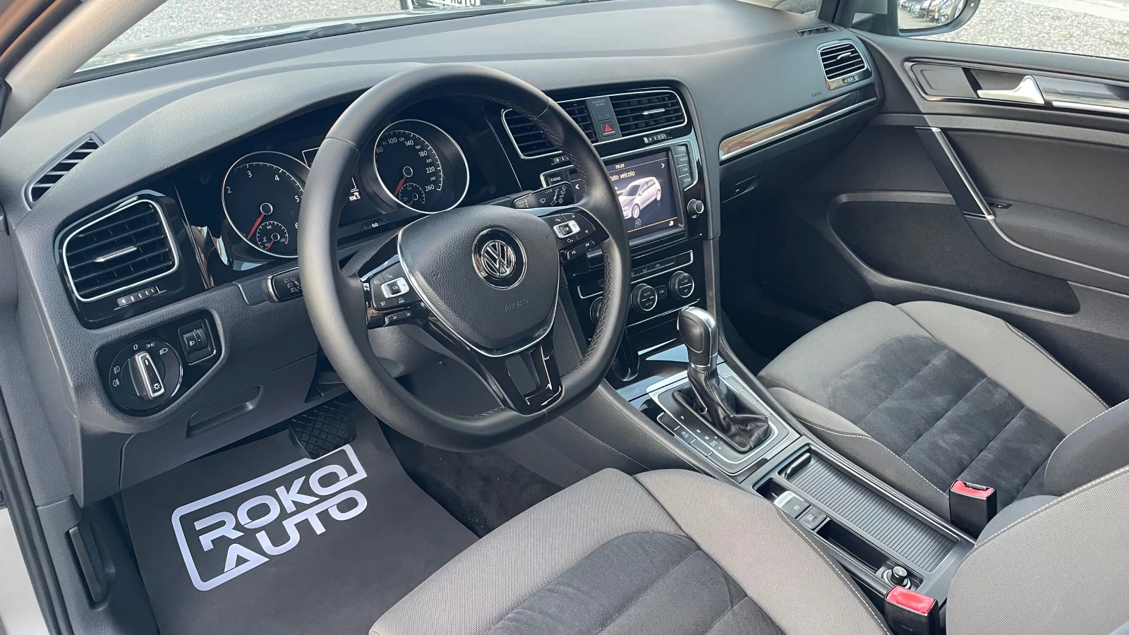 VW Golf 2.0TDI/АВТОМАТИК/НАВИГАЦИЯ/100%РЕАЛНИ КМ./ - изображение 7