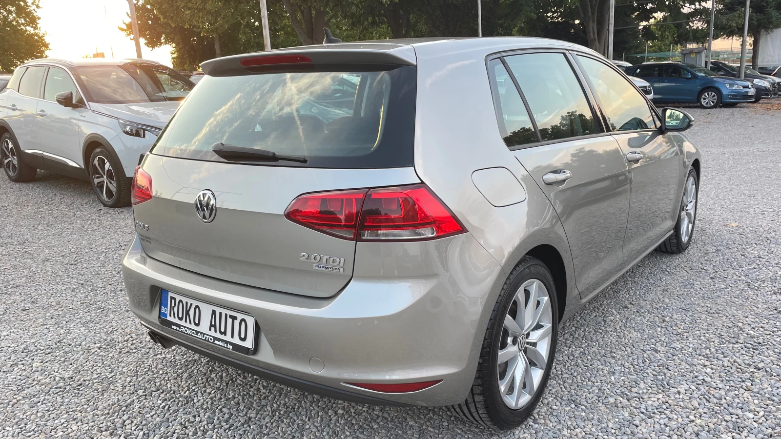 VW Golf 2.0TDI/АВТОМАТИК/НАВИГАЦИЯ/100%РЕАЛНИ КМ./ - изображение 6