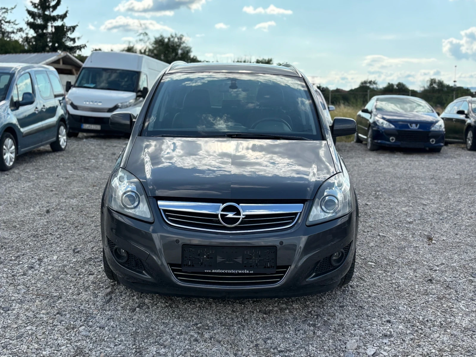 Opel Zafira 1.9-120кс, 7-местен - изображение 5