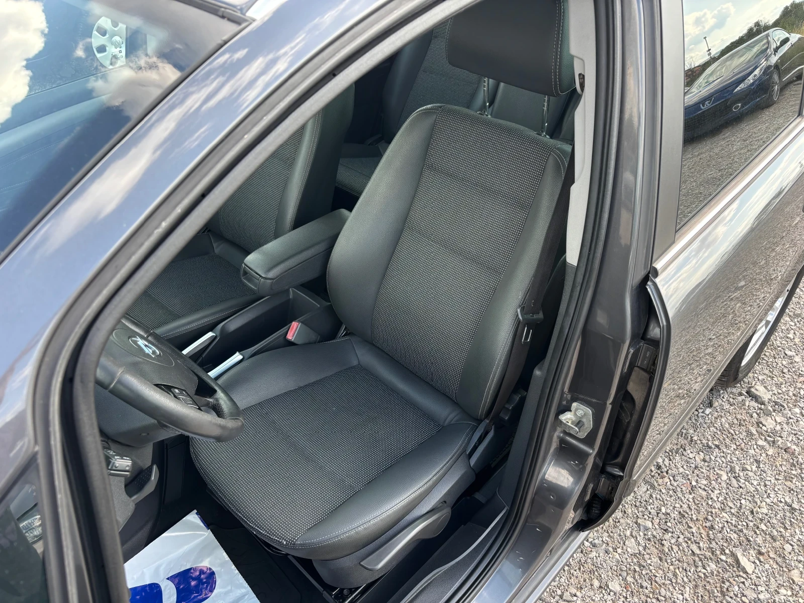 Opel Zafira 1.9-120кс, 7-местен - изображение 7