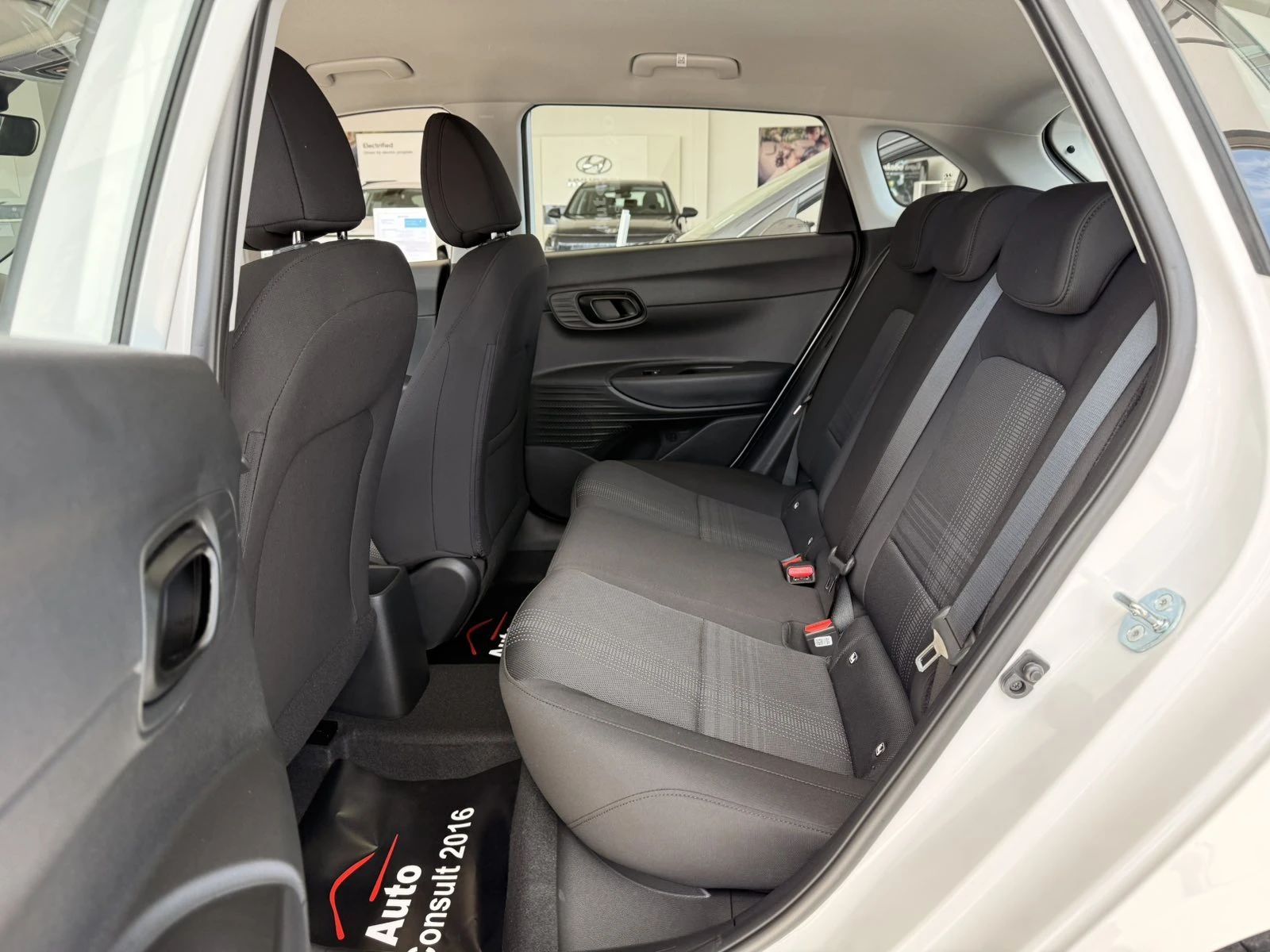 Hyundai I20 Hyundai I20 Business 1.2 5MT - изображение 9