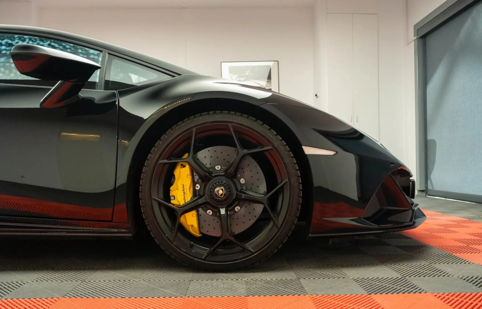 Lamborghini Huracan Evo - изображение 6