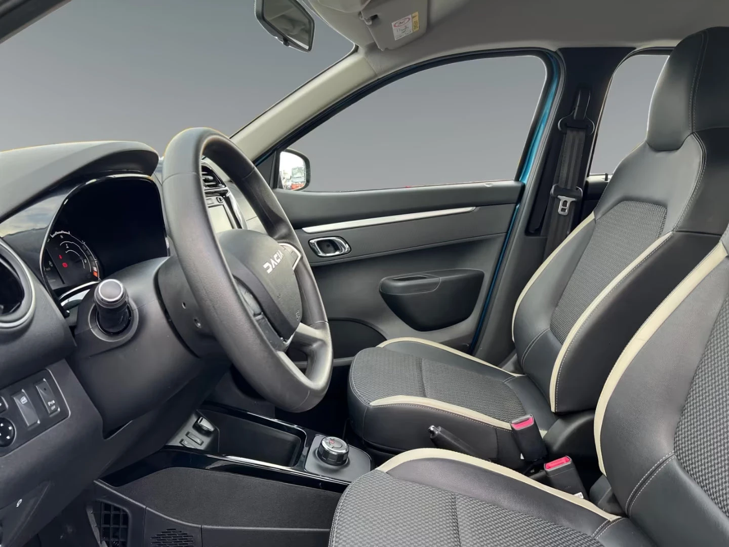 Dacia Spring ESSENTIAL/45HP/NAVI/CAM/PDC/LED/BLUETOOTH/962f - изображение 9