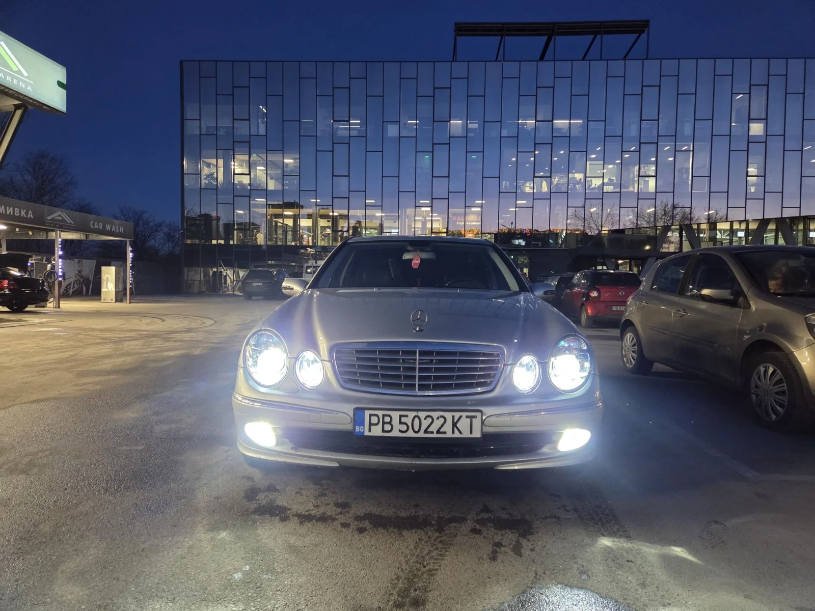 Mercedes-Benz E 270  - изображение 2