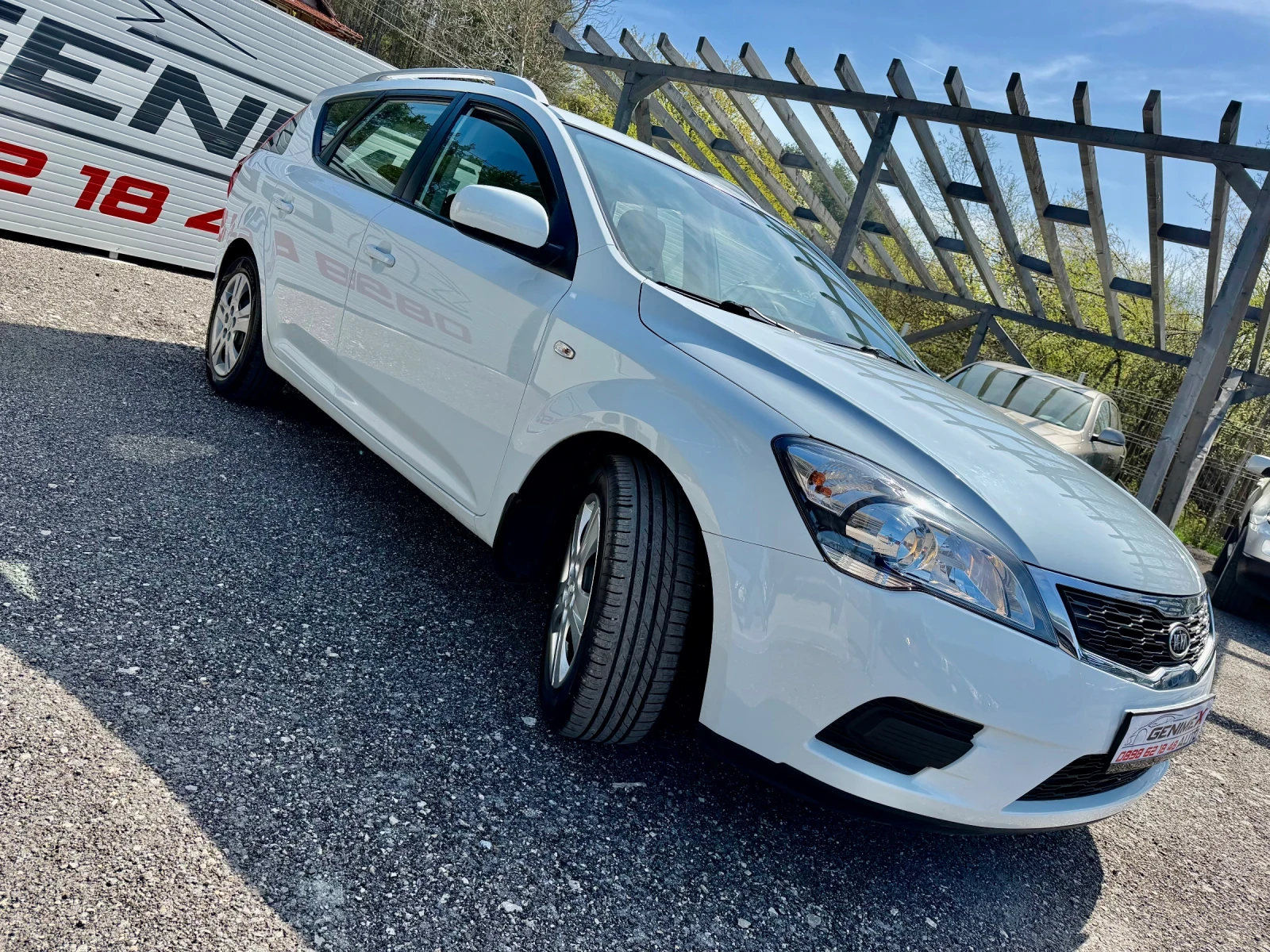 Kia Ceed 1.4* 90k.c.* KLIMA* FACE* , снимка 3 - Автомобили и джипове - 53226839