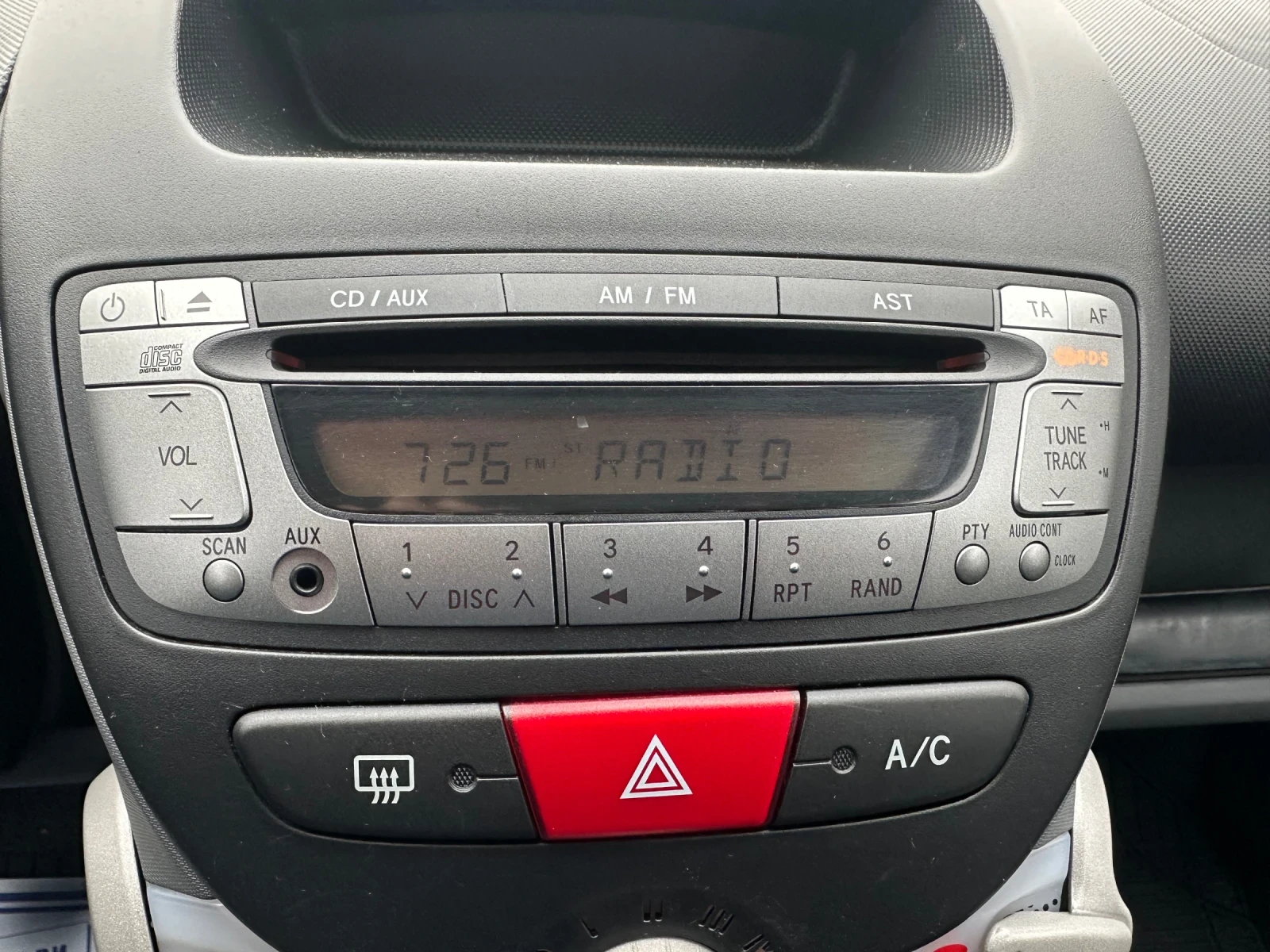 Toyota Aygo 98000km* KLIMA* FACE*  | Mobile.bg � ����������� 12