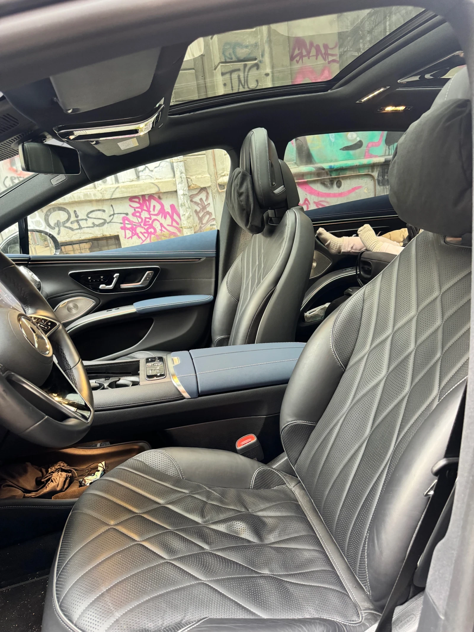 Mercedes-Benz EQS  - изображение 8