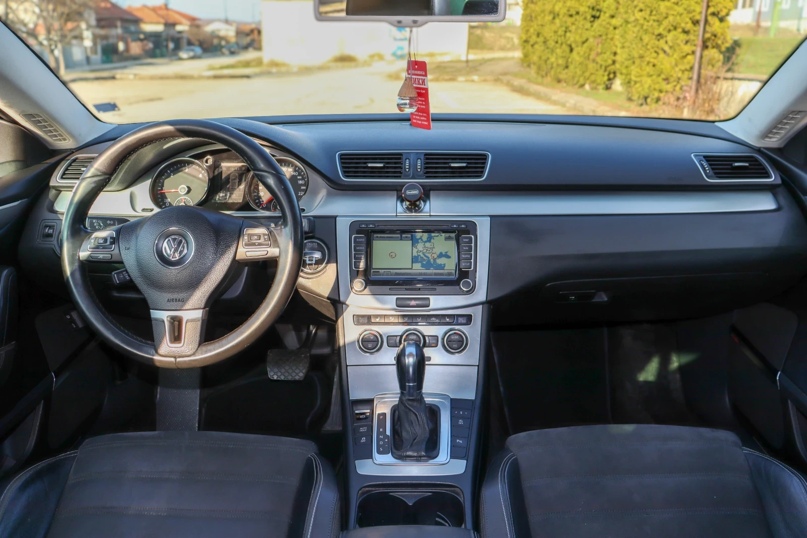 VW CC 2.0TDIFullLedDyAudio, снимка 11 - Автомобили и джипове - 53867244