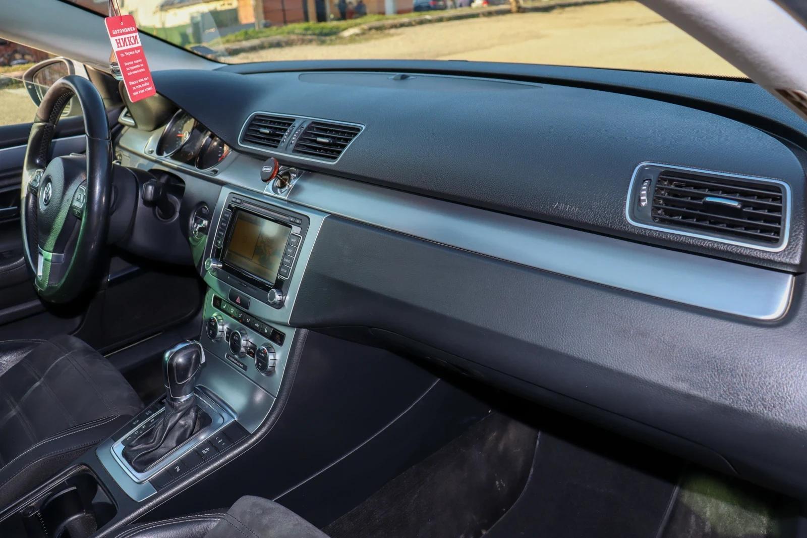 VW CC 2.0TDIFullLedDyAudio, снимка 10 - Автомобили и джипове - 53867244