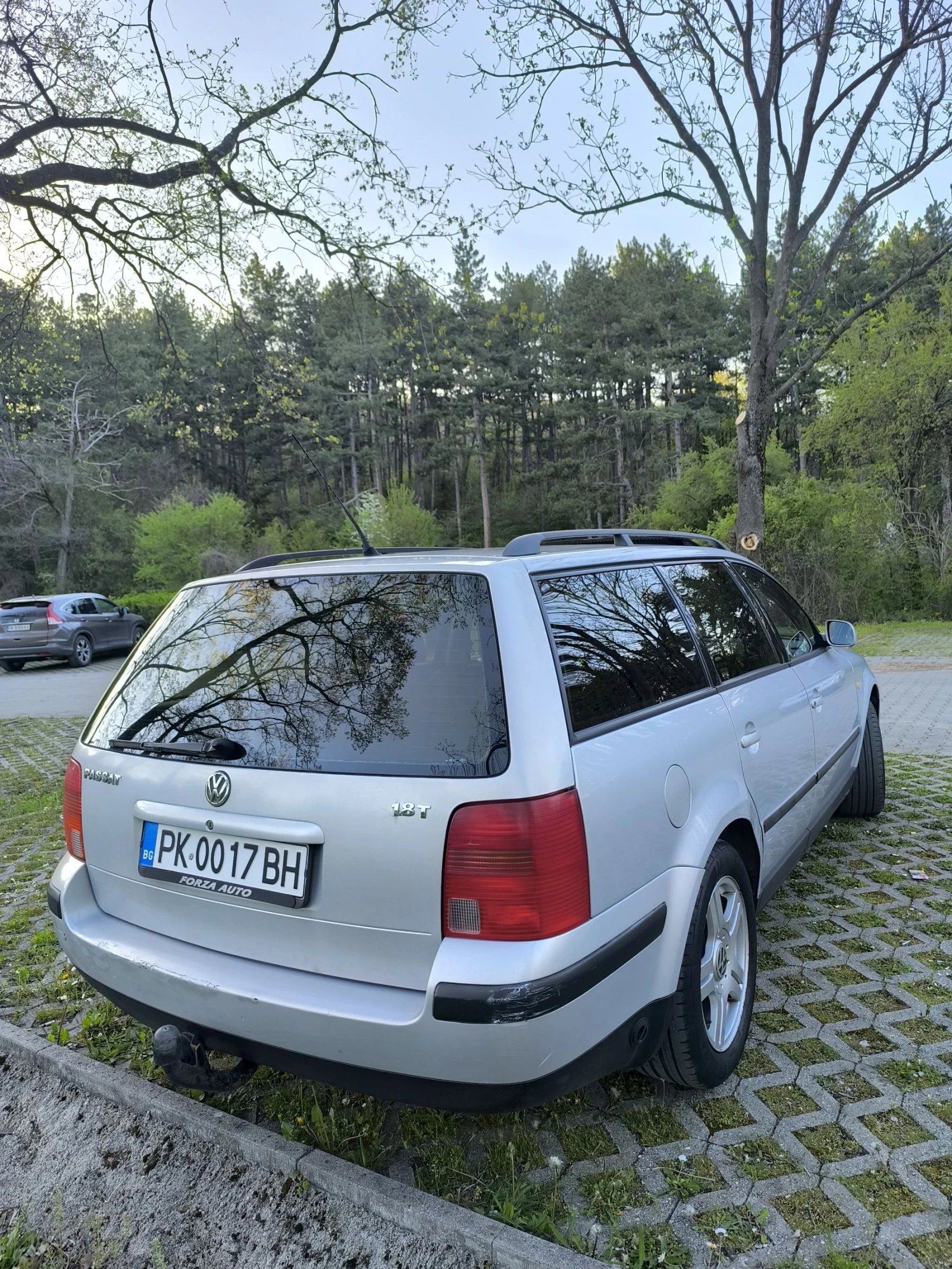 VW Passat 1.8 Т Газ/Бензин , снимка 4 - Автомобили и джипове - 54351124