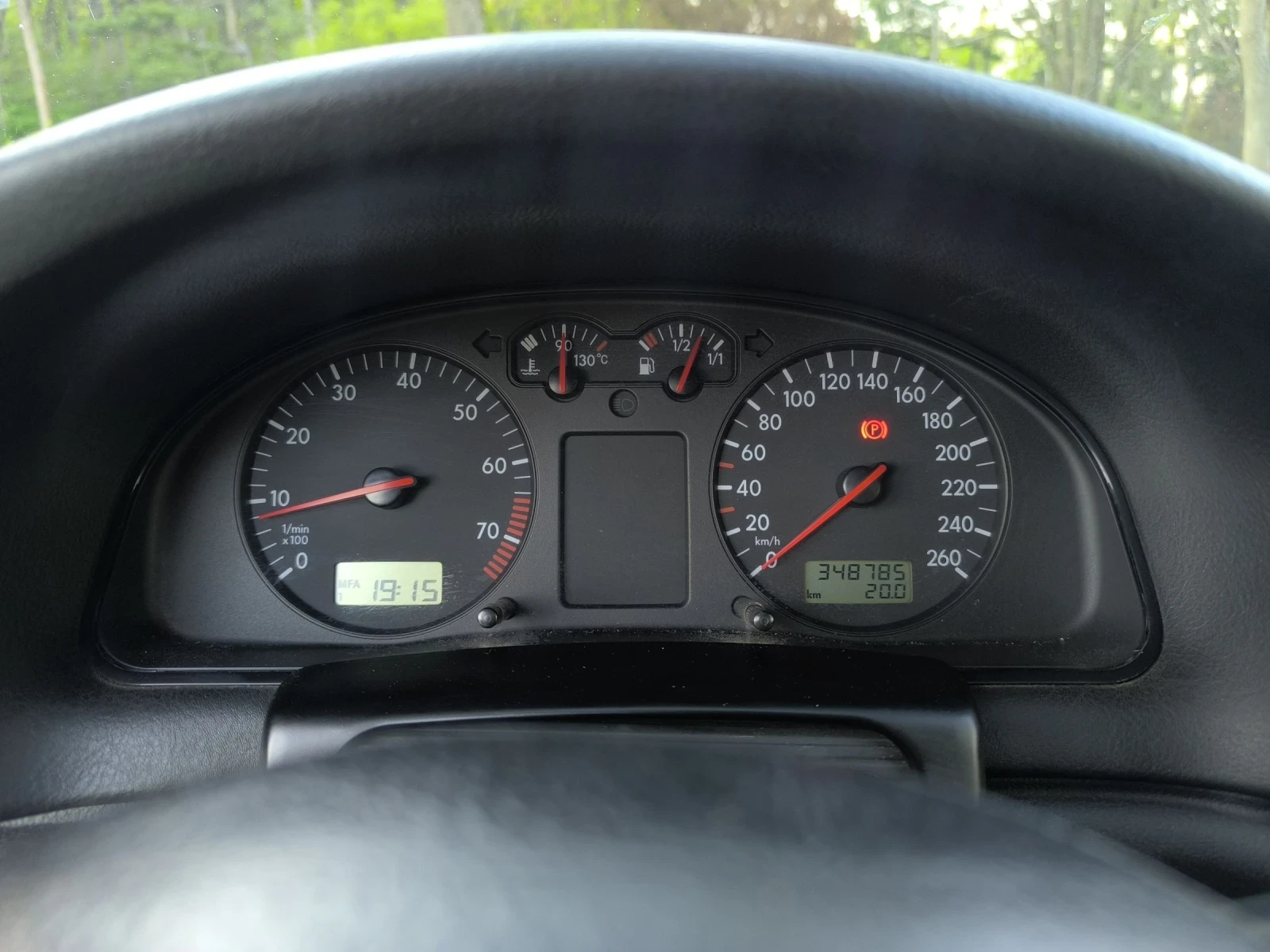 VW Passat 1.8 Т Газ/Бензин , снимка 9 - Автомобили и джипове - 54351124