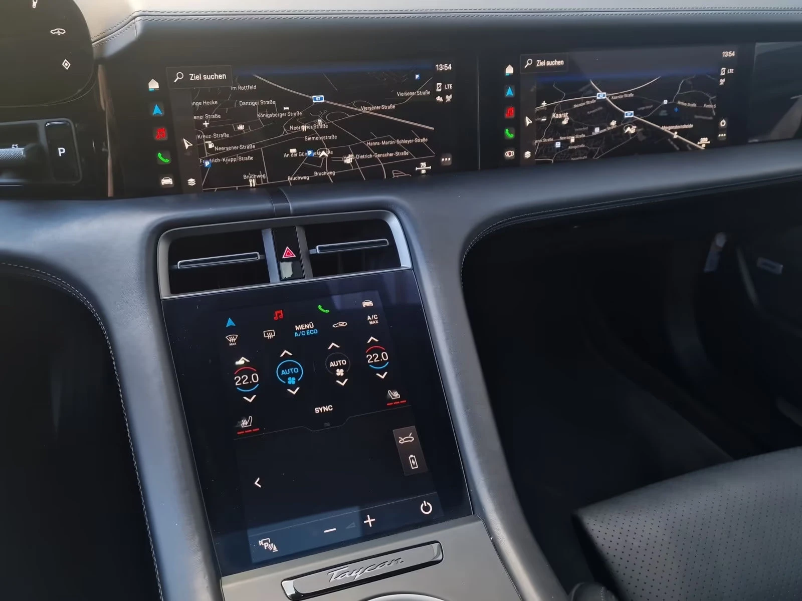 Porsche Taycan 4S/571HP/PANO/MATRIX/360/CHRONO/ACC/394z, снимка 14 - Автомобили и джипове - 54428731