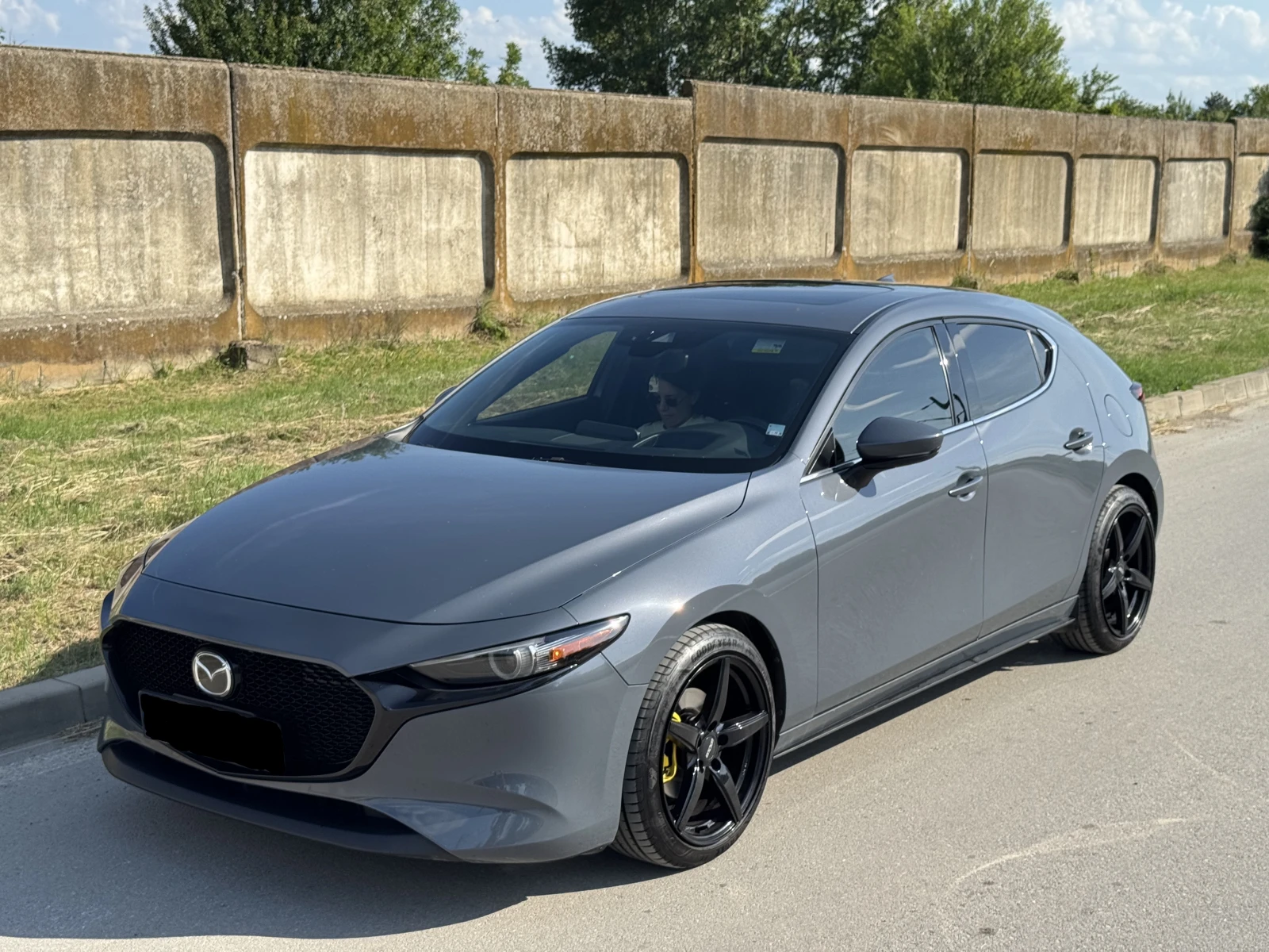 Mazda 3 Premium AWD Hatchback, снимка 2 - Автомобили и джипове - 54755023