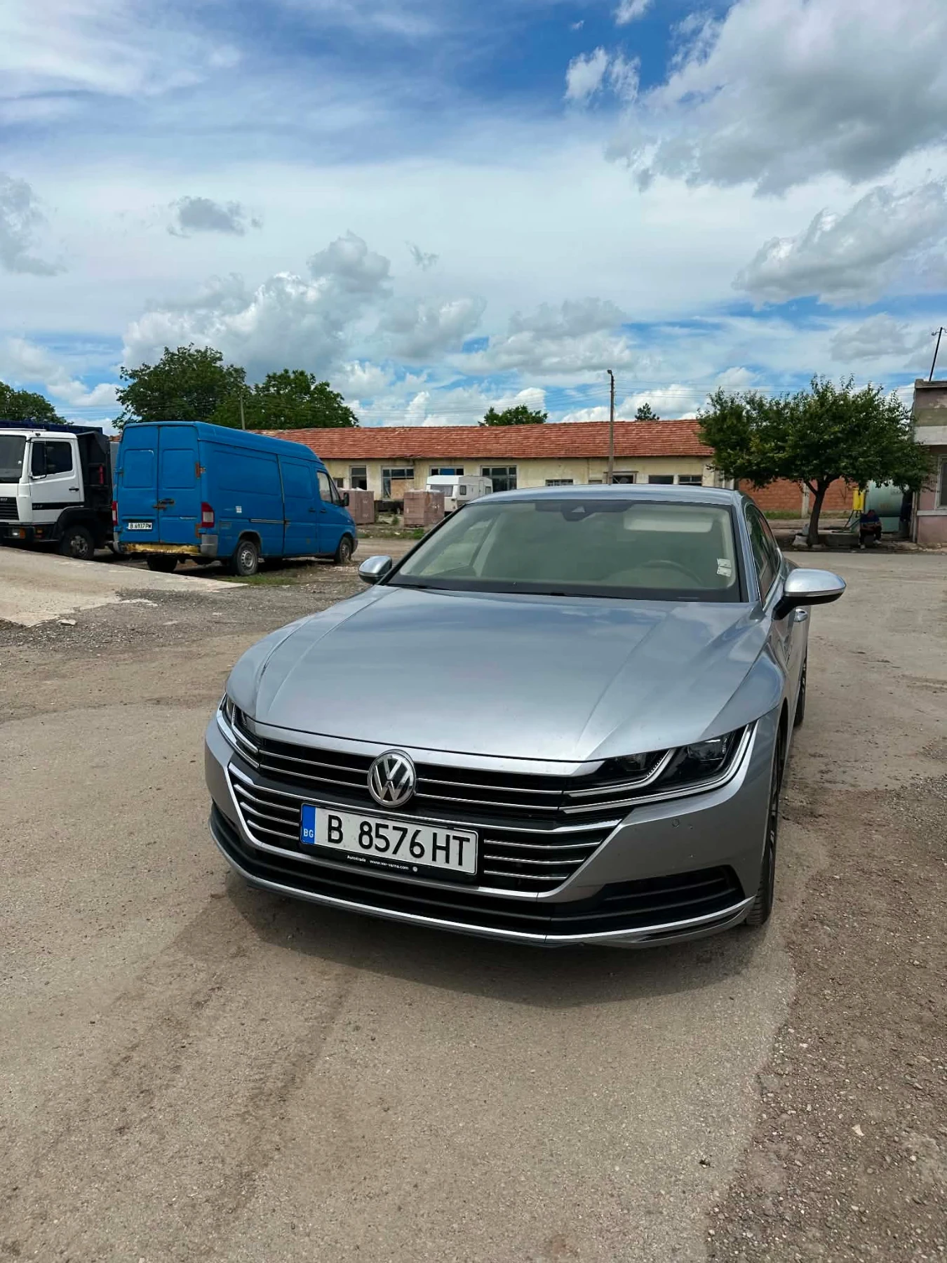 VW Arteon 2.0, снимка 4 - Автомобили и джипове - 54942727