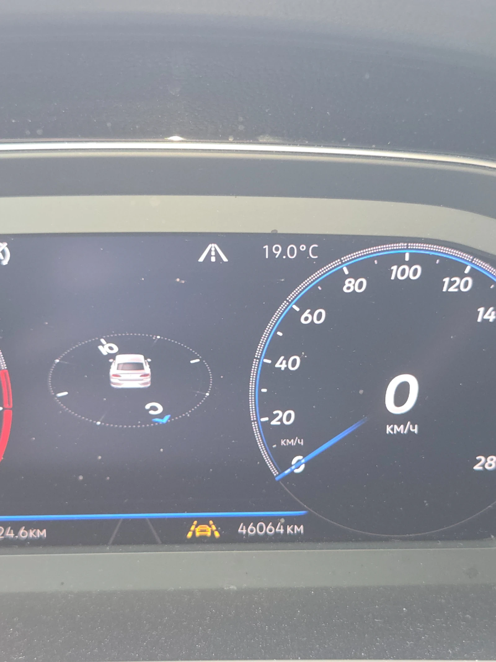 VW Arteon 2.0, снимка 10 - Автомобили и джипове - 54942727
