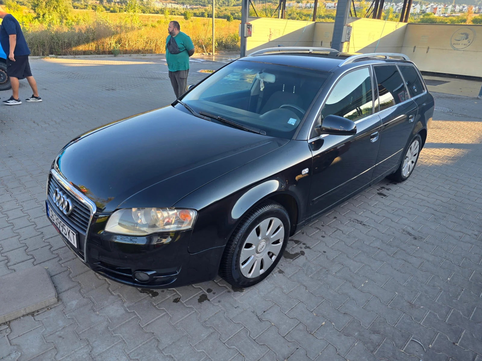Audi A4 2.0TDI, снимка 3 - Автомобили и джипове - 55974962