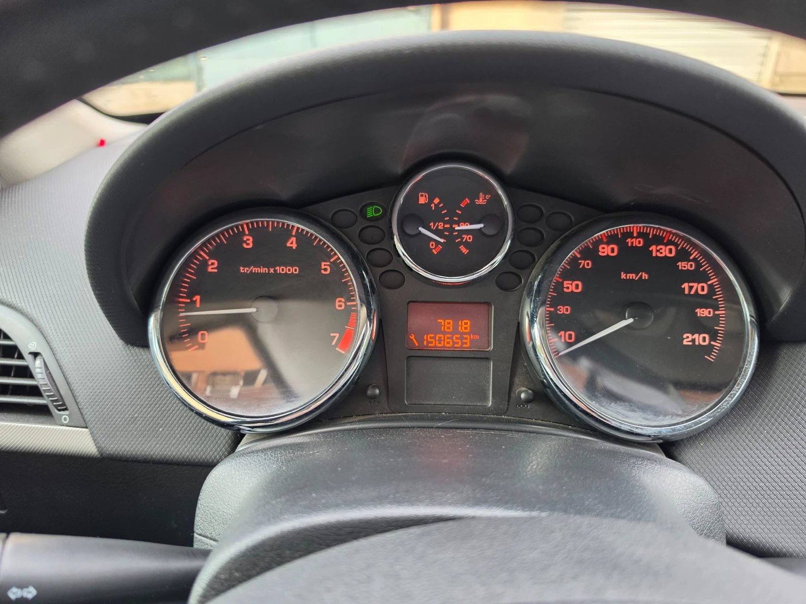 Peugeot 207 Фестивал, снимка 12 - Автомобили и джипове - 56273345