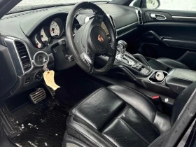 Porsche Cayenne TURBO AWD * ЛИЦЕНЗИРАН ДИЛЪР * , снимка 7