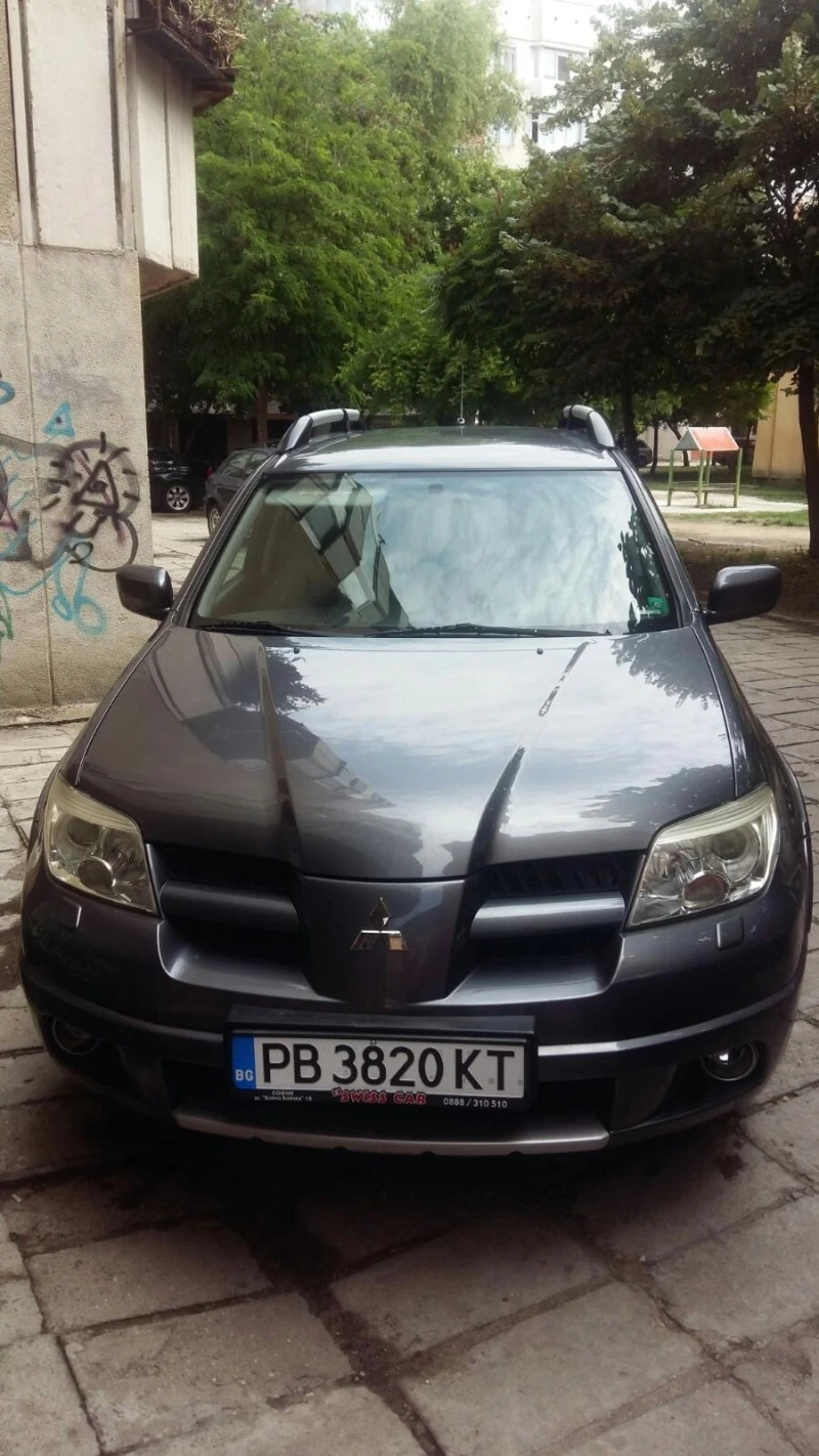 Mitsubishi Outlander, снимка 1 - Автомобили и джипове - 48048637