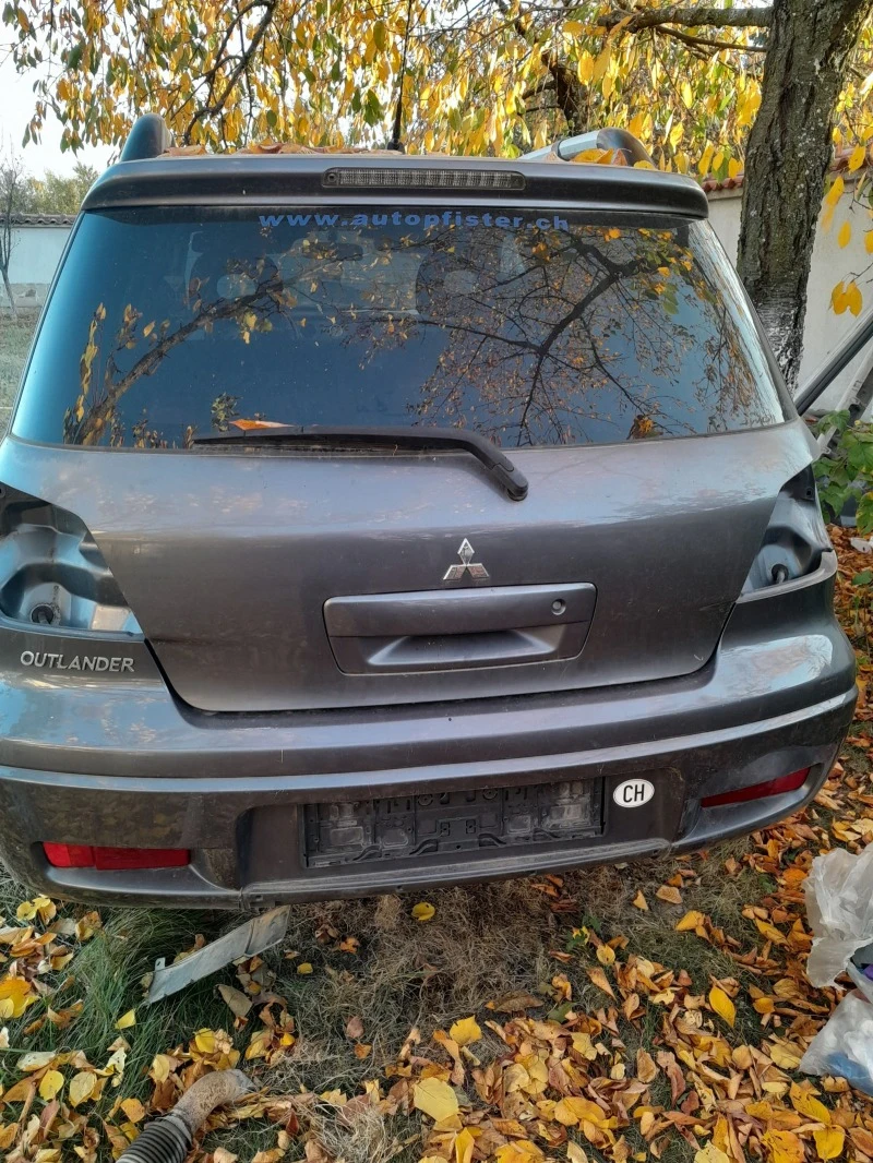 Mitsubishi Outlander, снимка 2 - Автомобили и джипове - 48048637