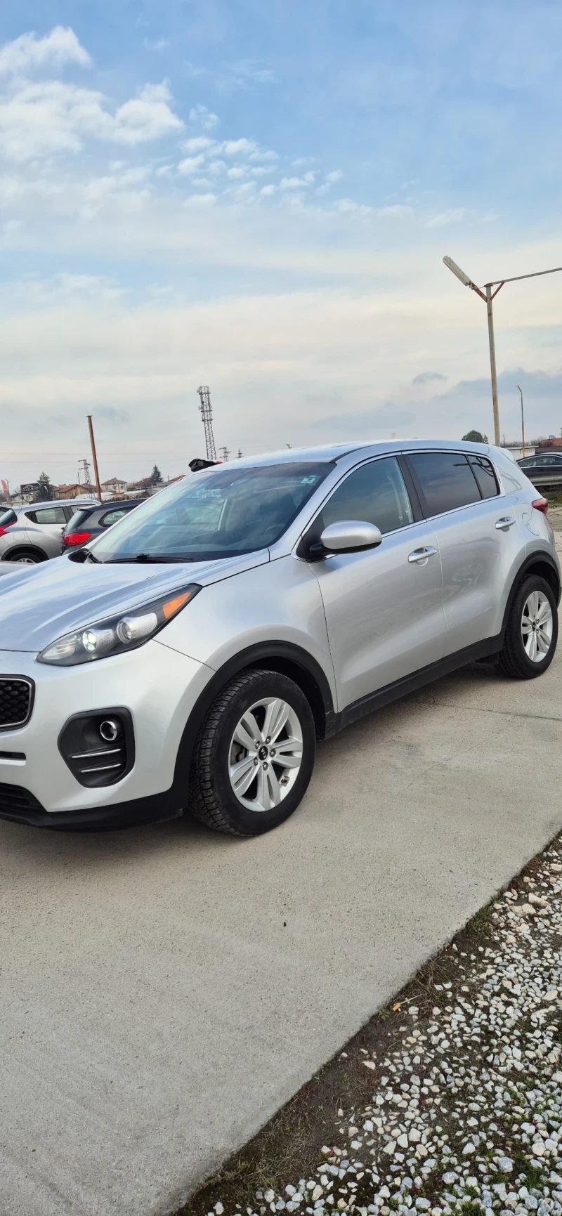 Kia Sportage, снимка 2 - Автомобили и джипове - 52646543